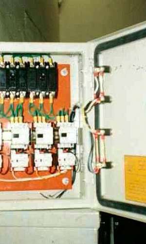 Comando elétrico trifásico Comando elétrico trifásico