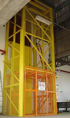 Elevador monta carga industrial comprar Elevador monta carga industrial comprar