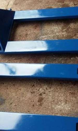 Manutenção de carrinho hidráulico Manutenção de carrinho hidráulico