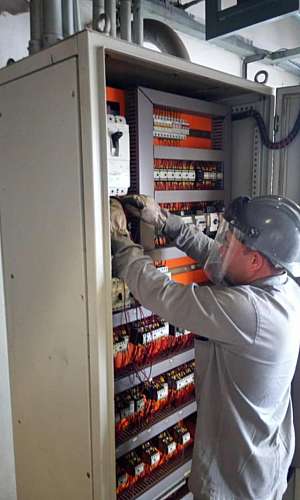 Manutenção de instalações elétricas prediais Manutenção de instalações elétricas prediais
